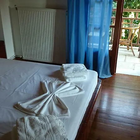 Demetra House Tatil Evi Milina