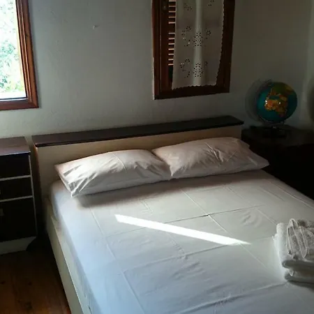 Demetra House Tatil Evi *